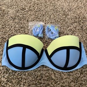 Victoria’s Secret Push Up 32D Bikini Top
